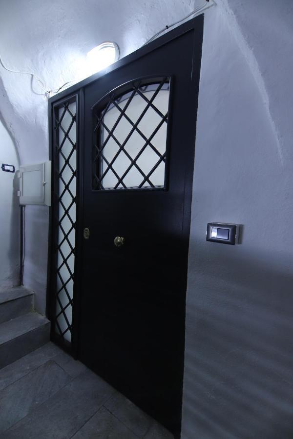 Casa Tolentino Al Centro Di Napoli Vila Exterior foto